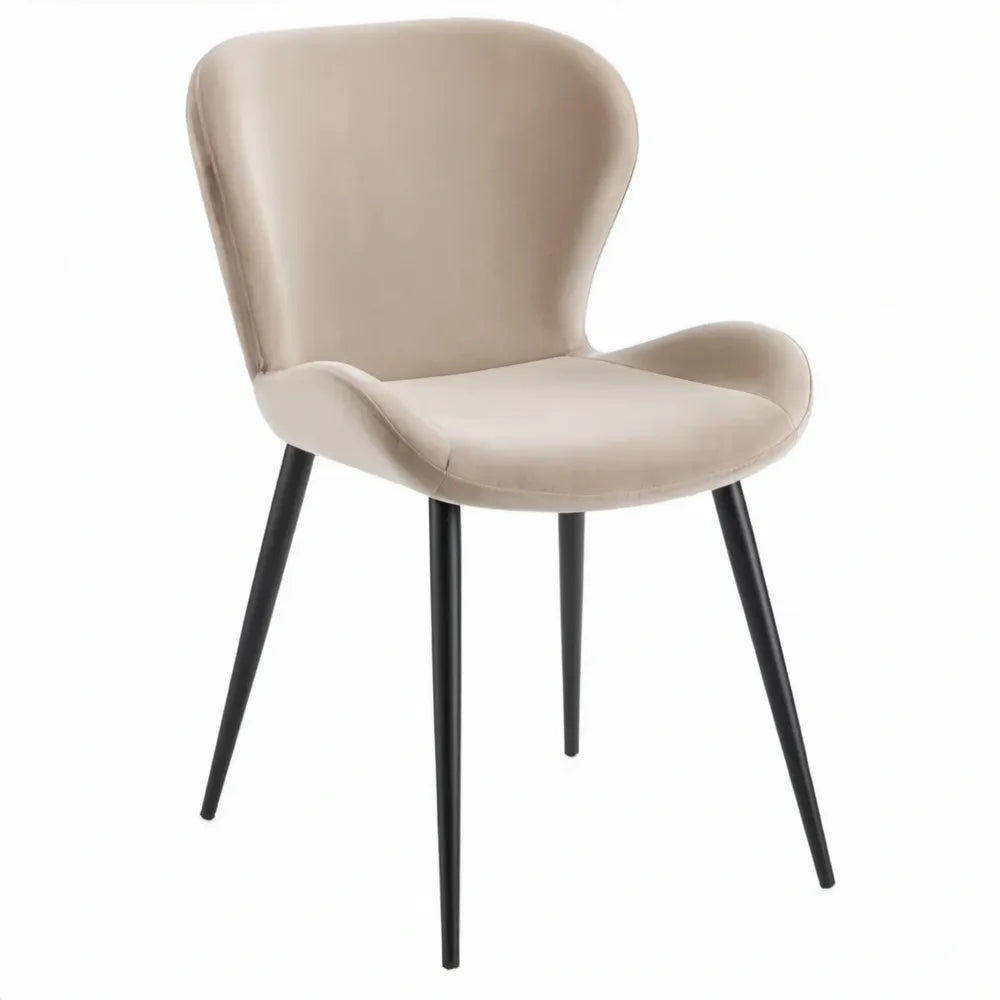 Beige velours eetkamerstoel met armleuningen en zwarte stalen poten, 60 x 63 x 84 cm